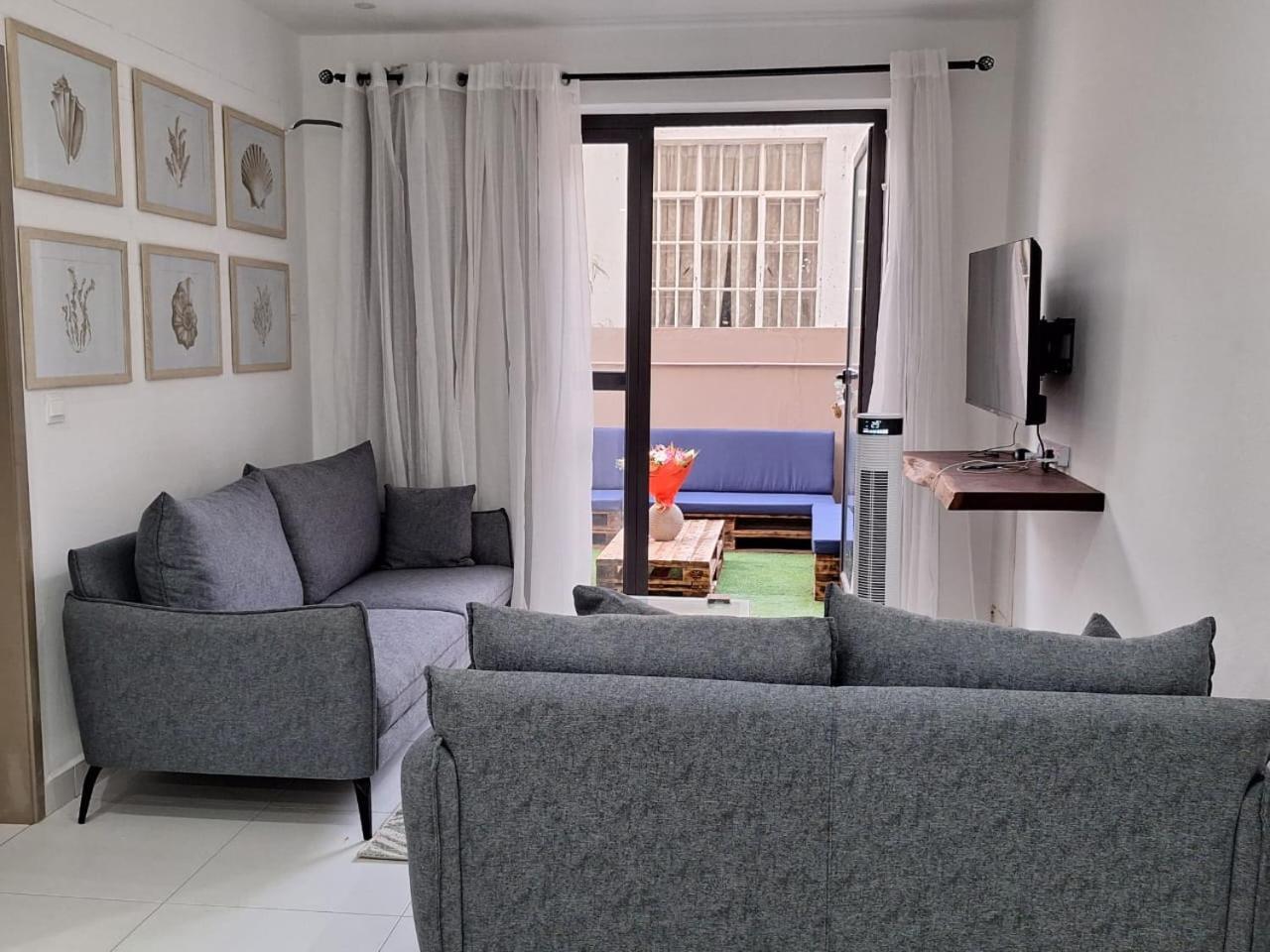 Kensington Square Luxury Apartment Flic en Flac Екстер'єр фото